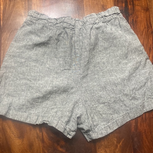 Uniqlo Chambray Linen Cotton Blend Elastic Waist Shorts - Picture 5 of 7